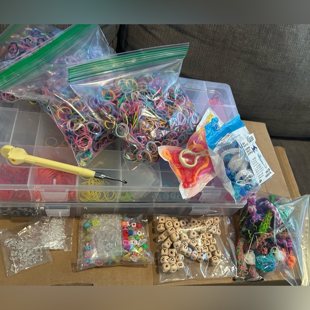 Rainbow looms Craft Bundle Lot
